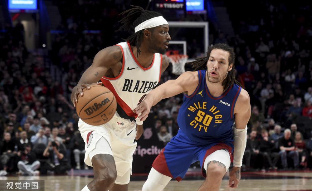 开场不久后 开场不久后